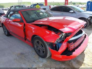  Salvage Ford Mustang