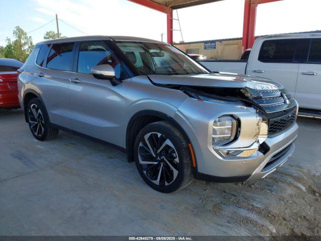  Salvage Mitsubishi Outlander