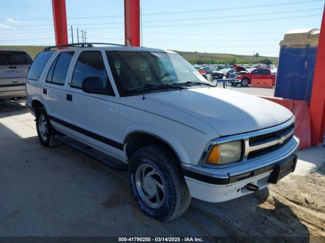  Salvage Chevrolet Blazer