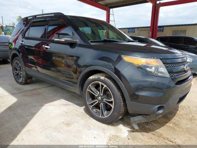  Salvage Ford Explorer