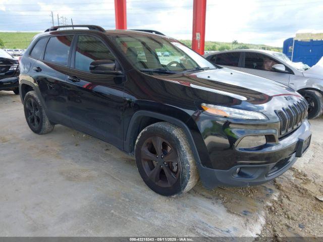  Salvage Jeep Cherokee