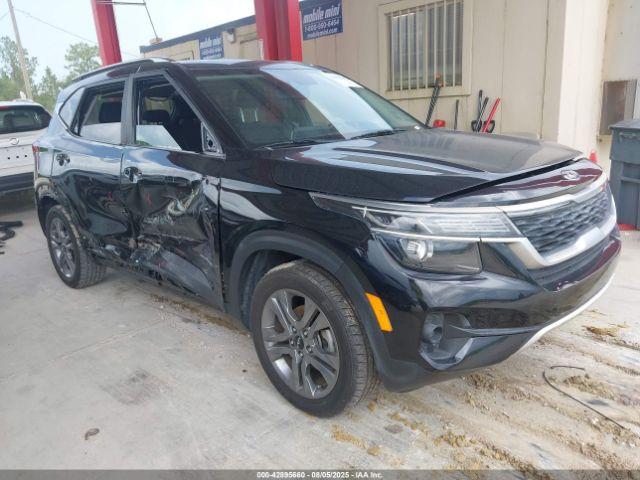  Salvage Kia Seltos