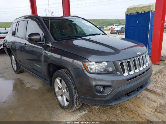  Salvage Jeep Compass