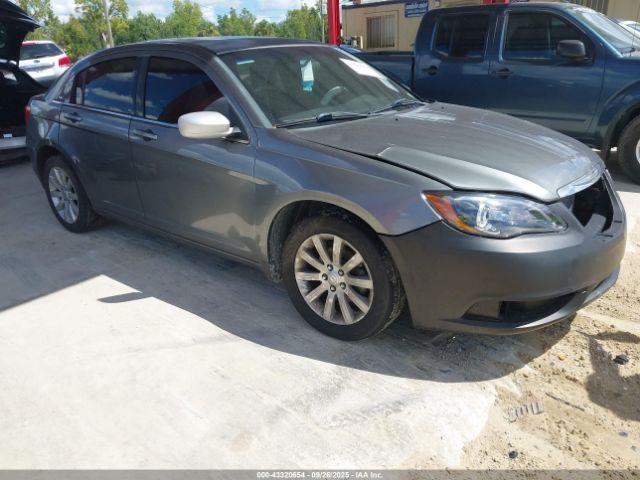  Salvage Chrysler 200