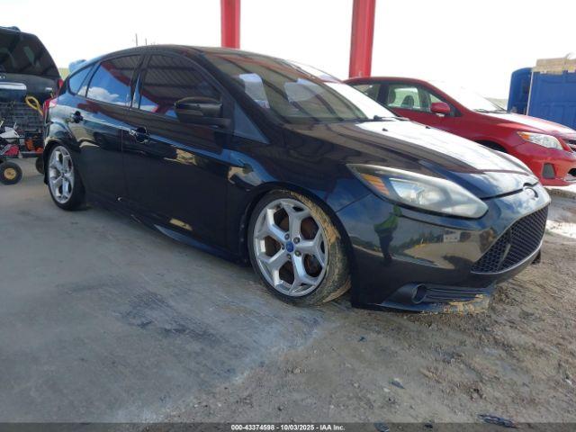  Salvage Ford Focus St