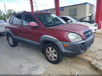  Salvage Hyundai TUCSON