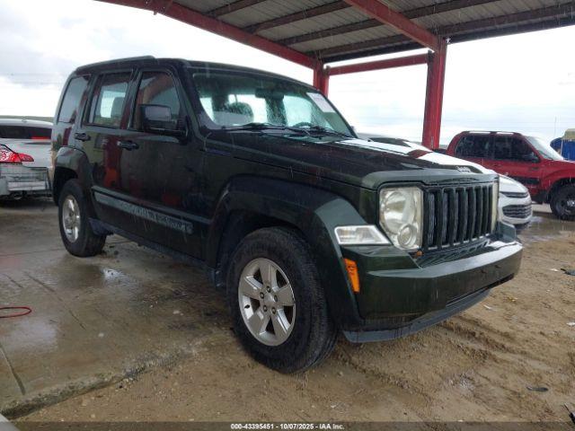  Salvage Jeep Liberty