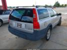 Volvo XC70 2.5t Image 2