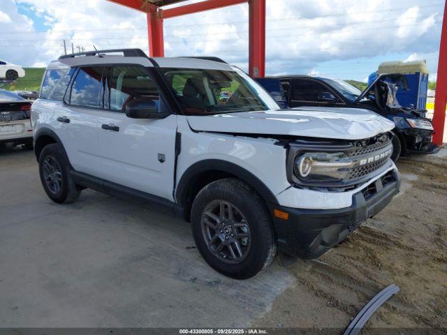 Salvage Ford Bronco
