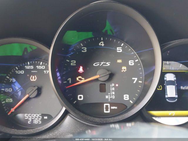 Porsche Macan Gts Image 12