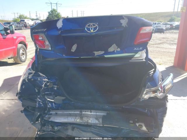 Toyota Camry Xle V6 Image 15