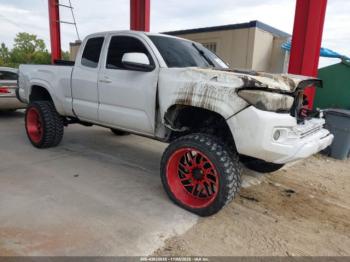  Salvage Toyota Tacoma