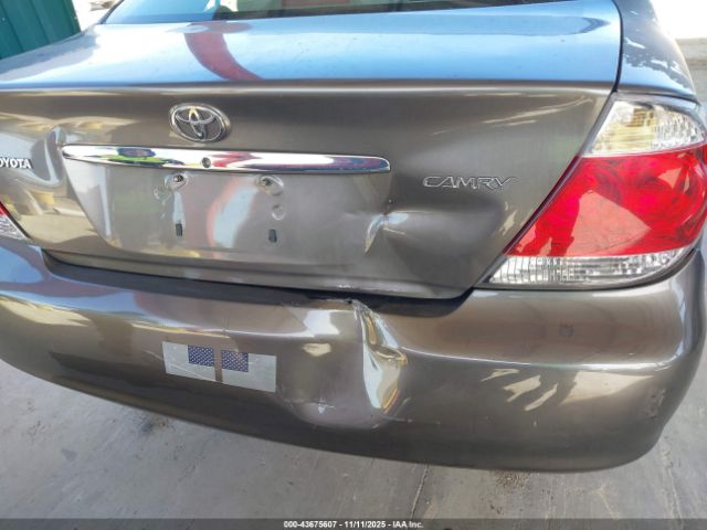 Toyota Camry Std Image 15