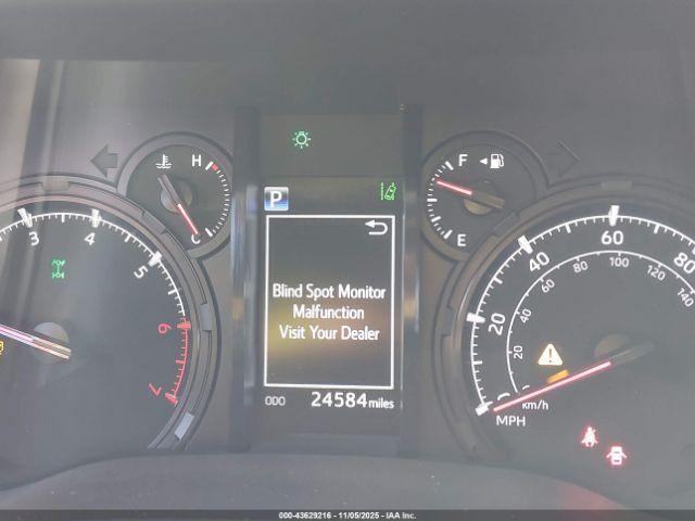 Toyota 4Runner Sr5 Image 16