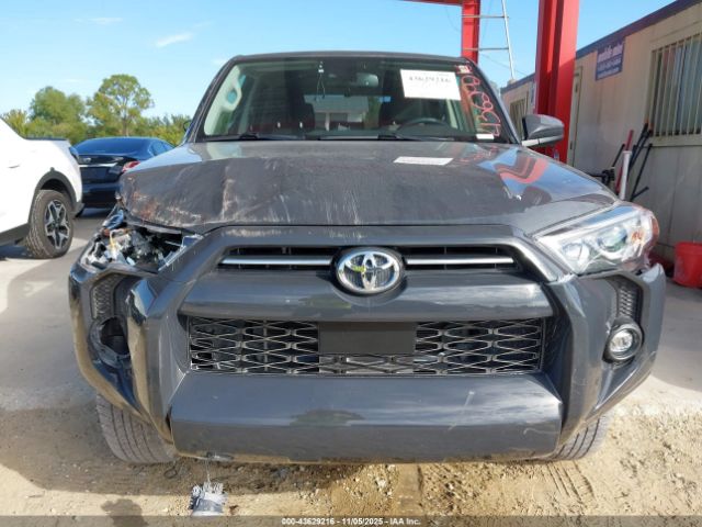 Toyota 4Runner Sr5 Image 14