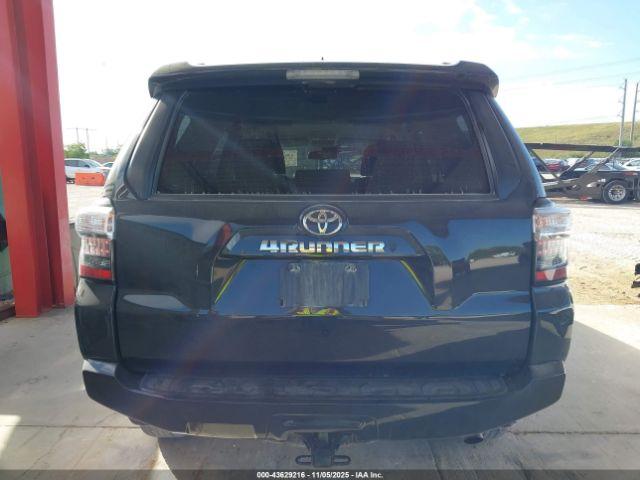Toyota 4Runner Sr5 Image 13