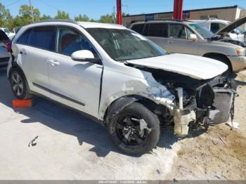  Salvage Kia Niro