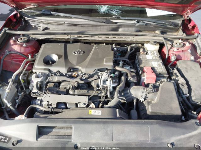 Toyota Camry Se Image 13