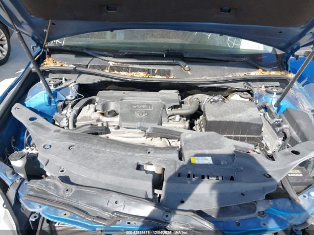 Toyota Camry Se Image 14