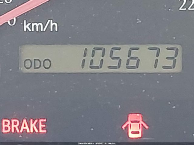 Toyota Camry Sle V6 Image 12