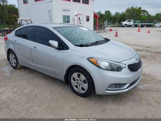 Salvage Kia Forte