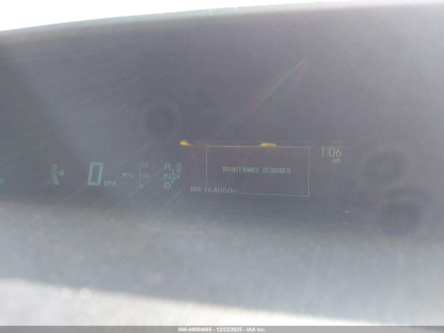 Toyota Prius Two Image 6