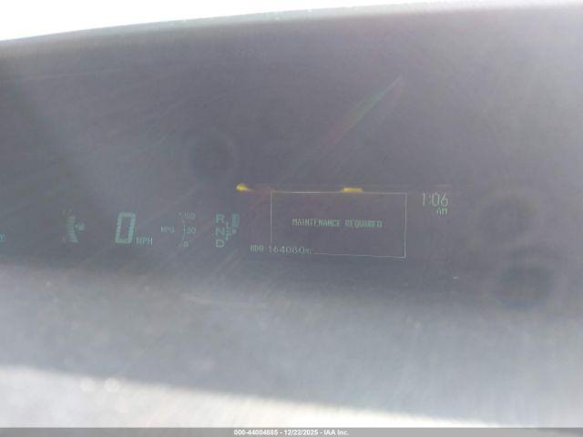 Toyota Prius Two Image 6