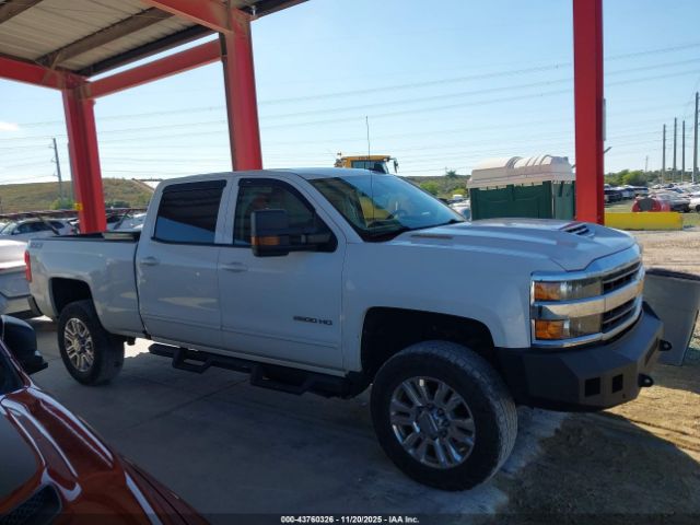 Chevrolet Silverado 2500 Lt Image 3