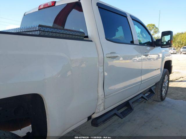 Chevrolet Silverado 2500 Lt Image 9