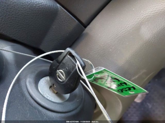 Nissan Nv Sv Image 12