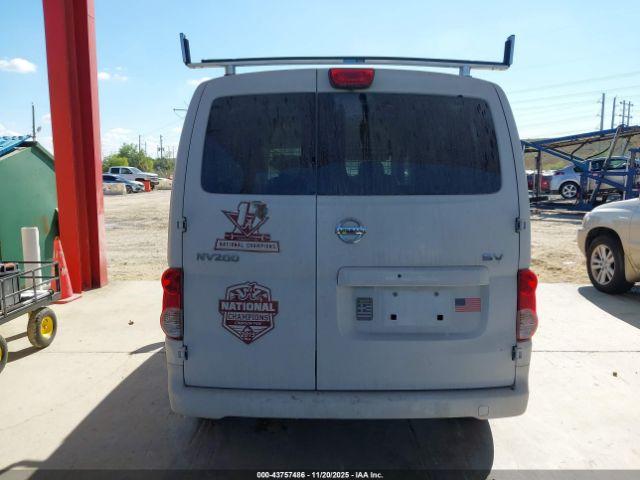 Nissan Nv Sv Image 17