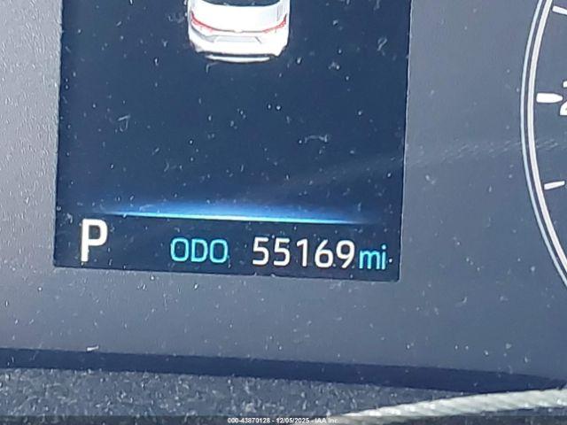 Toyota Corolla Le Image 7