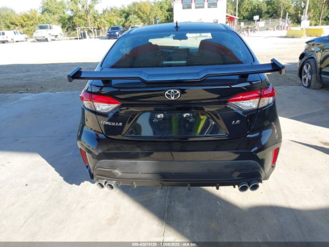 Toyota Corolla Le Image 11