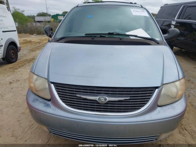 Chrysler Town & Country Lxi Image 4