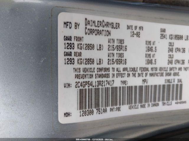 Chrysler Town & Country Lxi Image 3