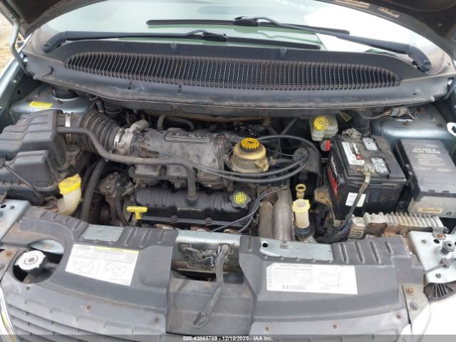 Chrysler Town & Country Lxi Image 6