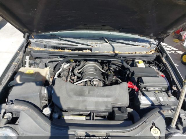 Jeep Grand Cherokee Overland Image 7