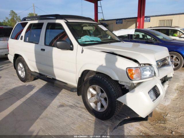  Salvage Nissan Pathfinder