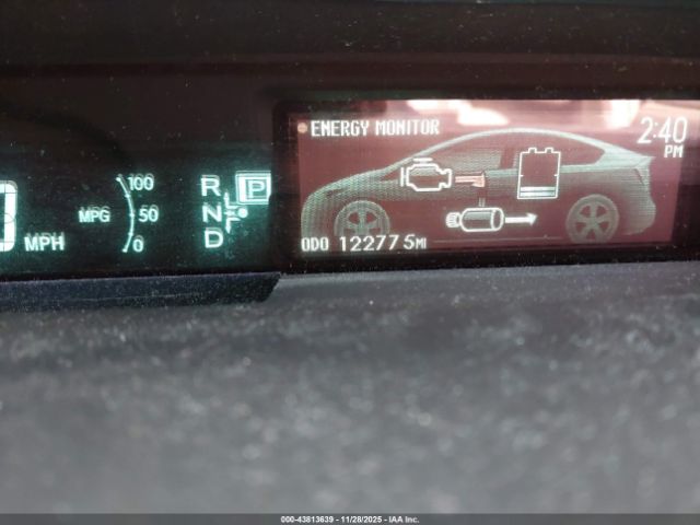 Toyota Prius Three Image 7