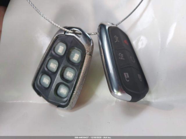 Cadillac Escalade Premium Image 8