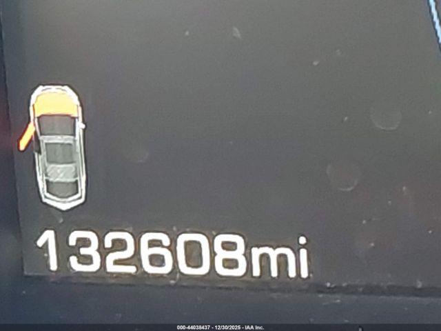 Cadillac Escalade Premium Image 10