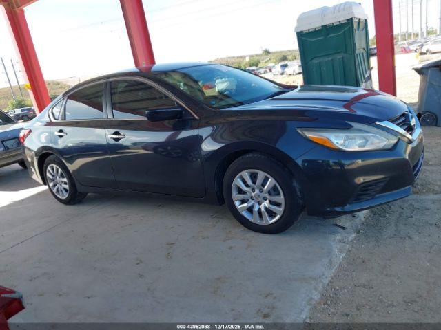 Nissan Altima 2.5 S Image 15