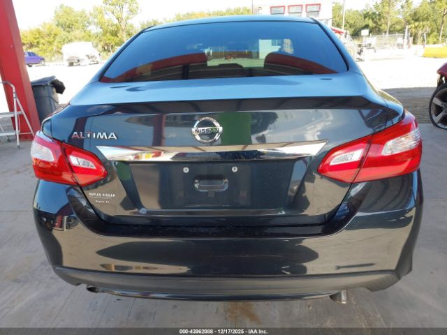 Nissan Altima 2.5 S Image 14