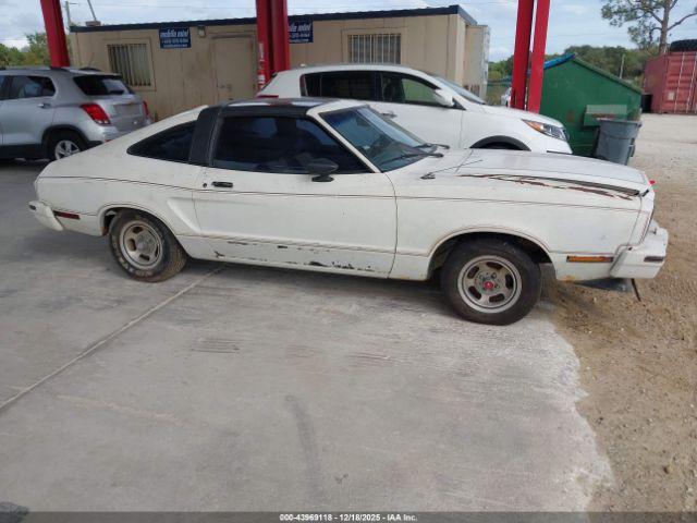 Ford Mustang Image 12