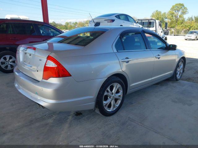 Ford Fusion Se Image 8