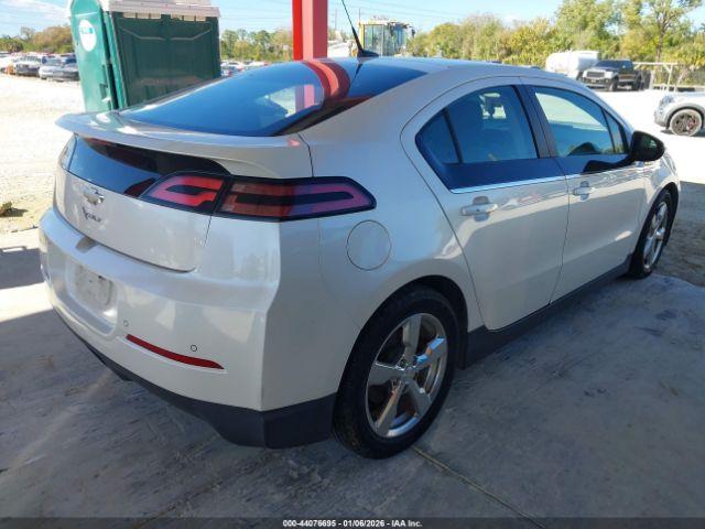 Chevrolet Volt Image 9