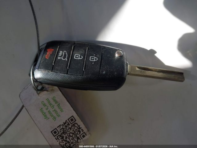 Kia Sorento 2.4l Lx Image 12