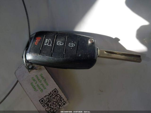 Kia Sorento 2.4l Lx Image 12