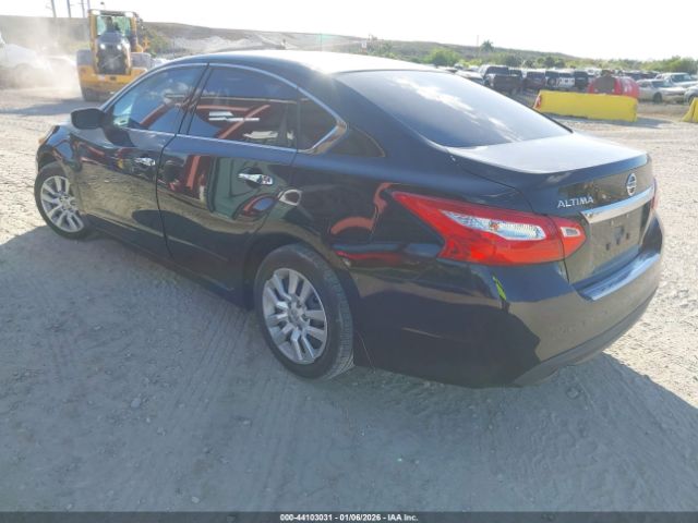 Nissan Altima 2.5 S Image 3