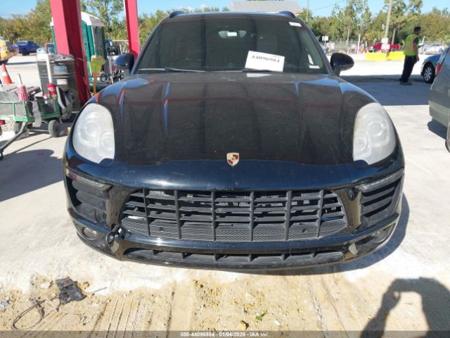 Porsche Macan S Image 6